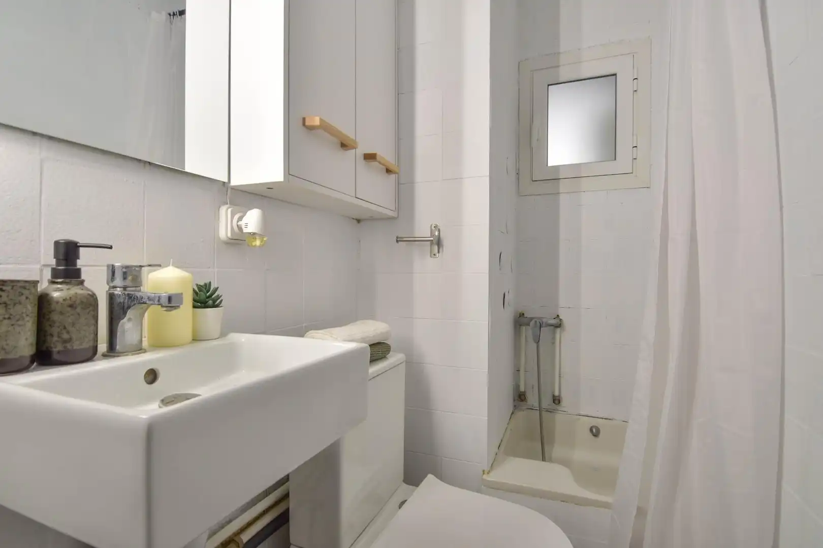 Badezimmer von Wohnung zum Verkauf in Alboraya mit Klimaanlage, Abstellraum und Balkon