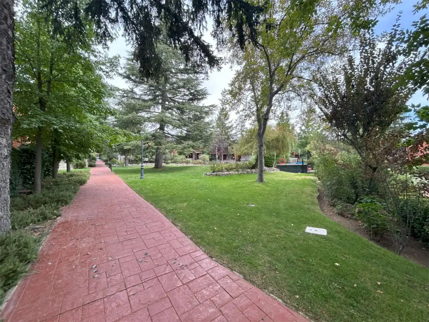 Vista exterior de Casa o chalet en venta en Navacerrada con Jardín privado, Trastero y Piscina