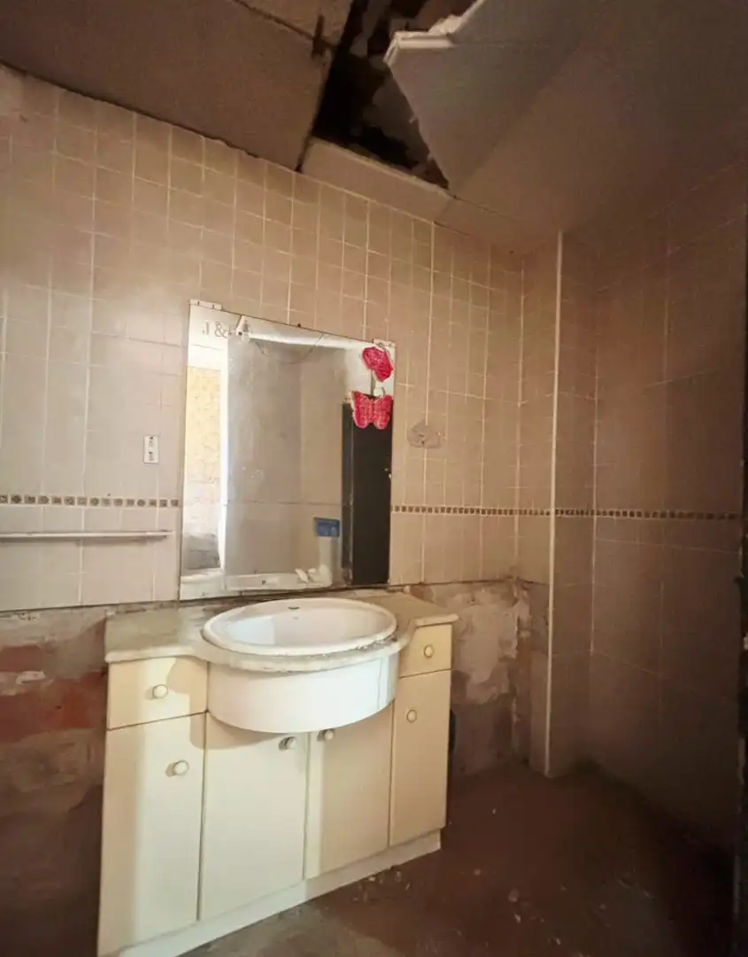Bathroom of Flat for sale in Olesa de Montserrat  with Balcony