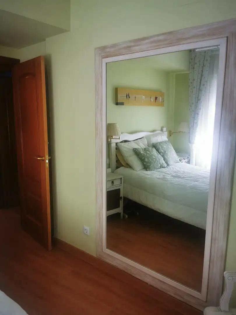 Bedroom of Flat for rent in Salamanca  with Heating, Parquet flooring and Furnished