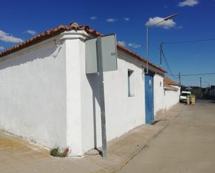 Exterior view of Industrial buildings for sale in Mascaraque