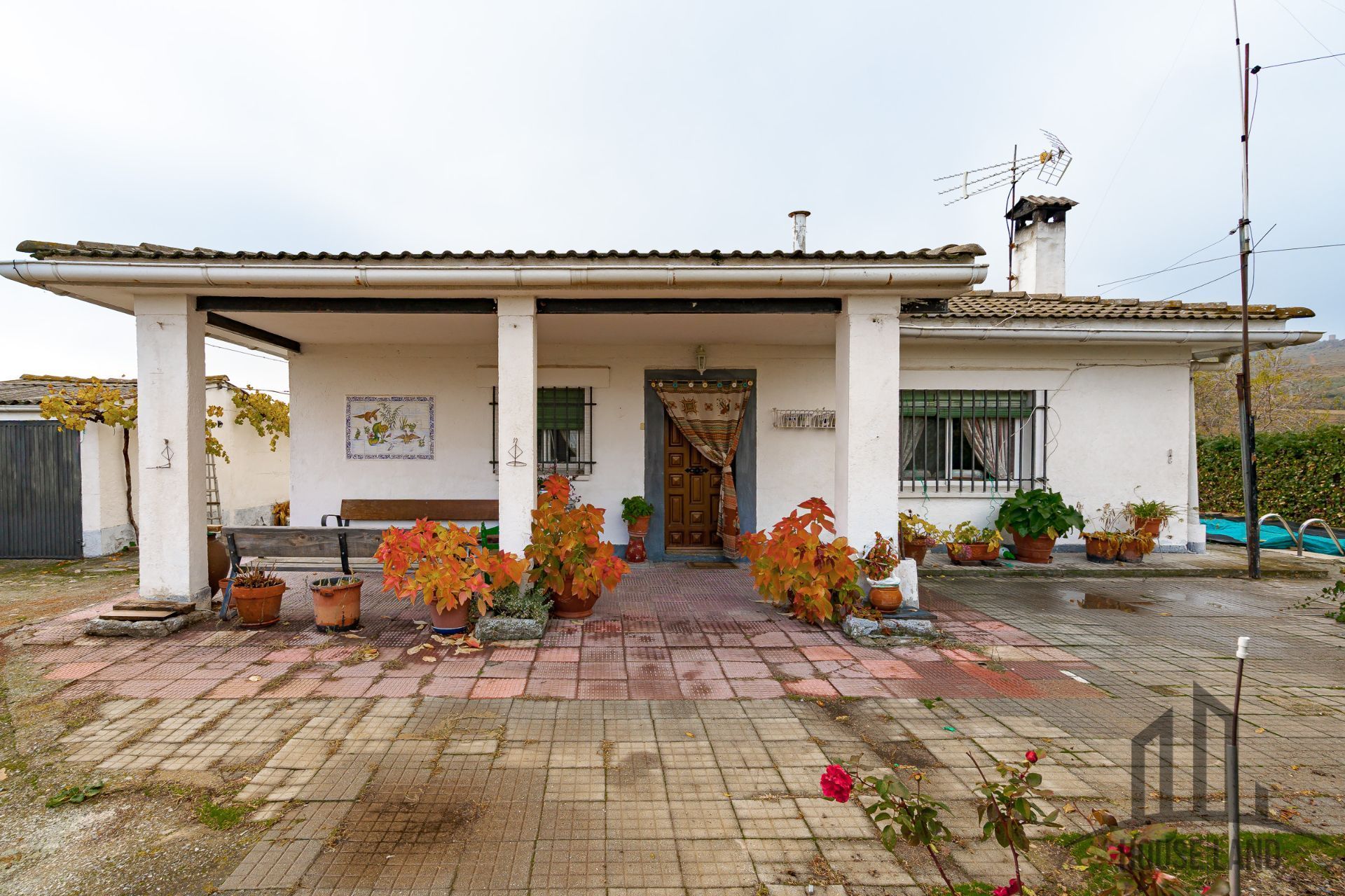 Exterior view of House or chalet for sale in El Vellón  with Heating, Private garden and Storage room
