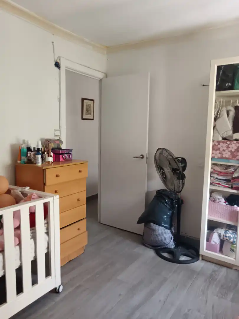 Habitación de Piso en venta en San Juan de Aznalfarache con Amueblado y Balcón