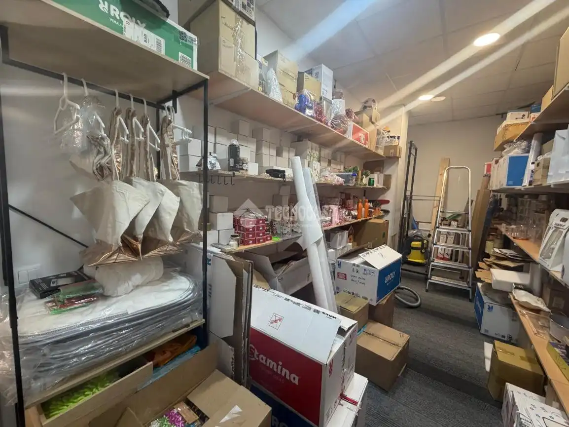 Business premises for sale in Sant Vicenç Dels Horts, imagen 19