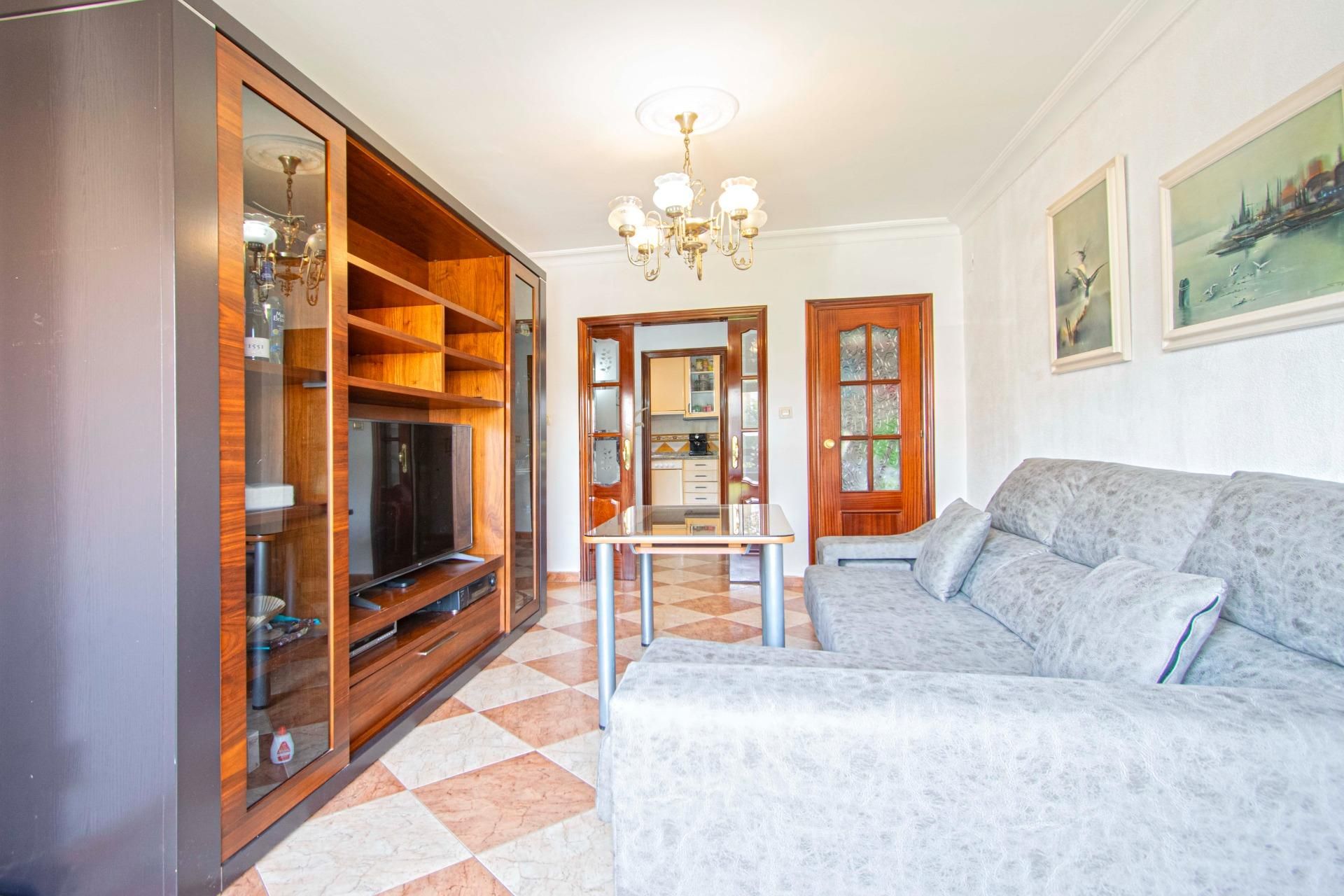 Living room of Flat for sale in  Sevilla Capital  with Air Conditioner and Terrace