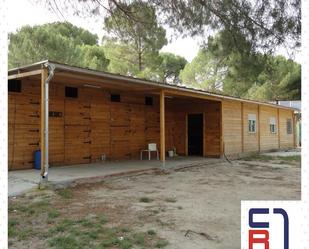 Vista exterior de Casa o xalet en venda en Traspinedo amb Jardí privat, Terrassa i Traster