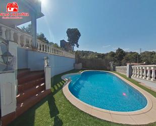 Swimming pool of House or chalet for sale in Sant Andreu de la Barca  with Air Conditioner, Heating and Private garden