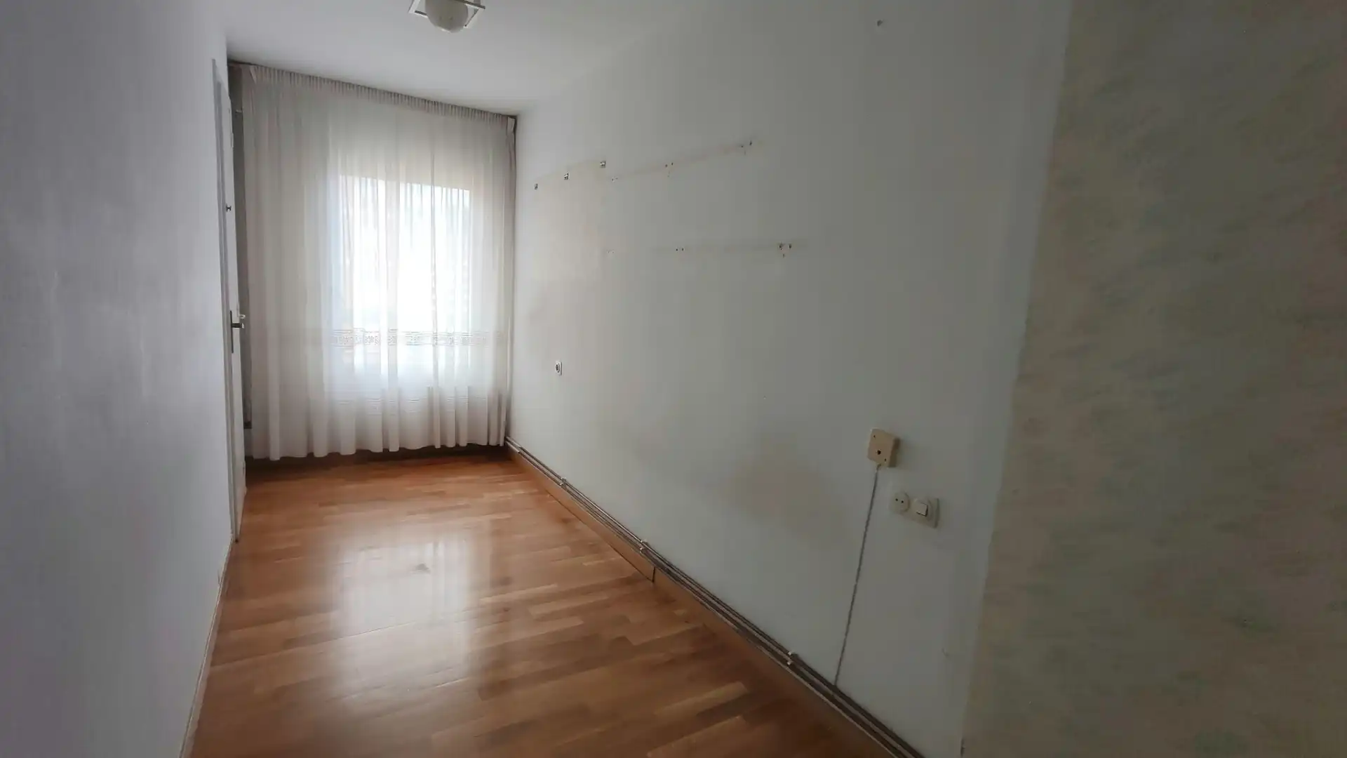 Habitación de Piso en venta en Barcelona con Calefacción, Parquet y Horno