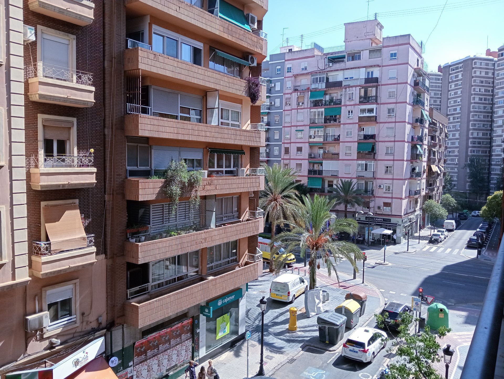 Vista exterior de Pis de lloguer en  Valencia Capital amb Terrassa