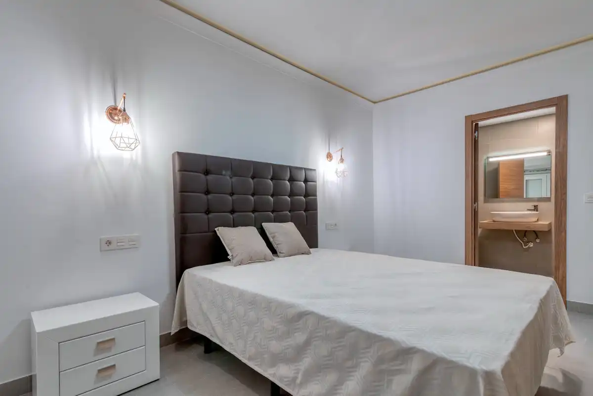 Wohnung mit Aufzug zum Verkauf in Nueva Andalucía, imagen 9