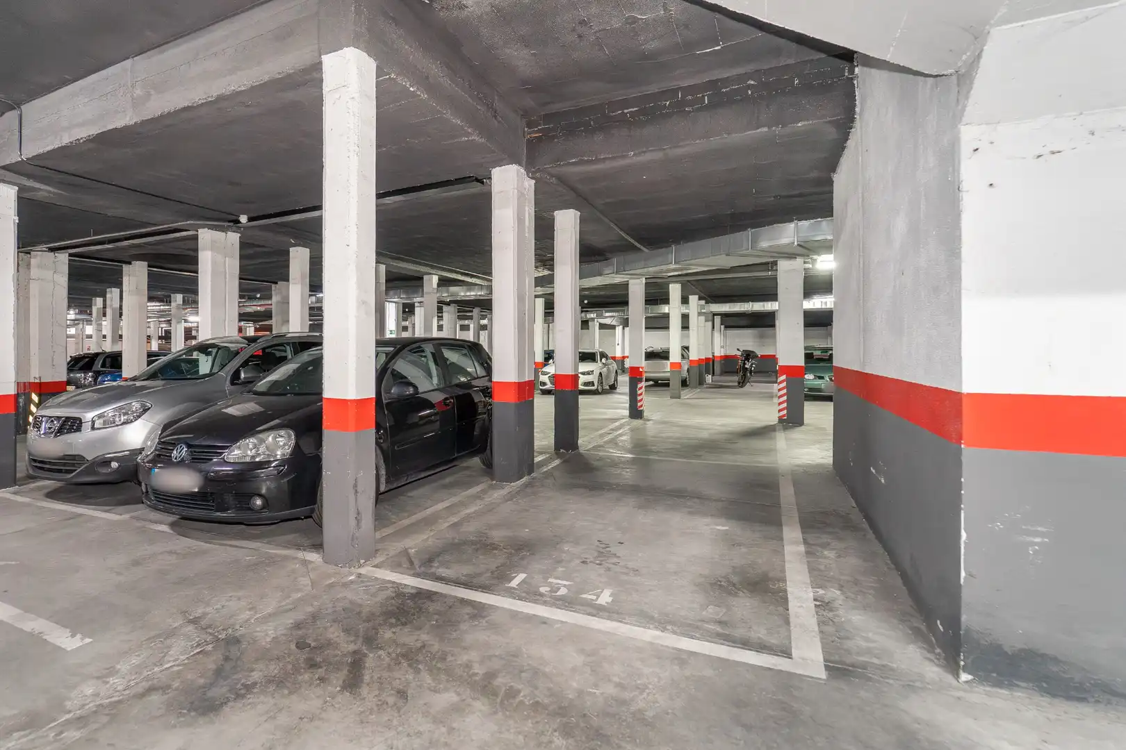 Parking de Planta baja en venta en Navalcarnero con Aire acondicionado, Calefacción y Trastero