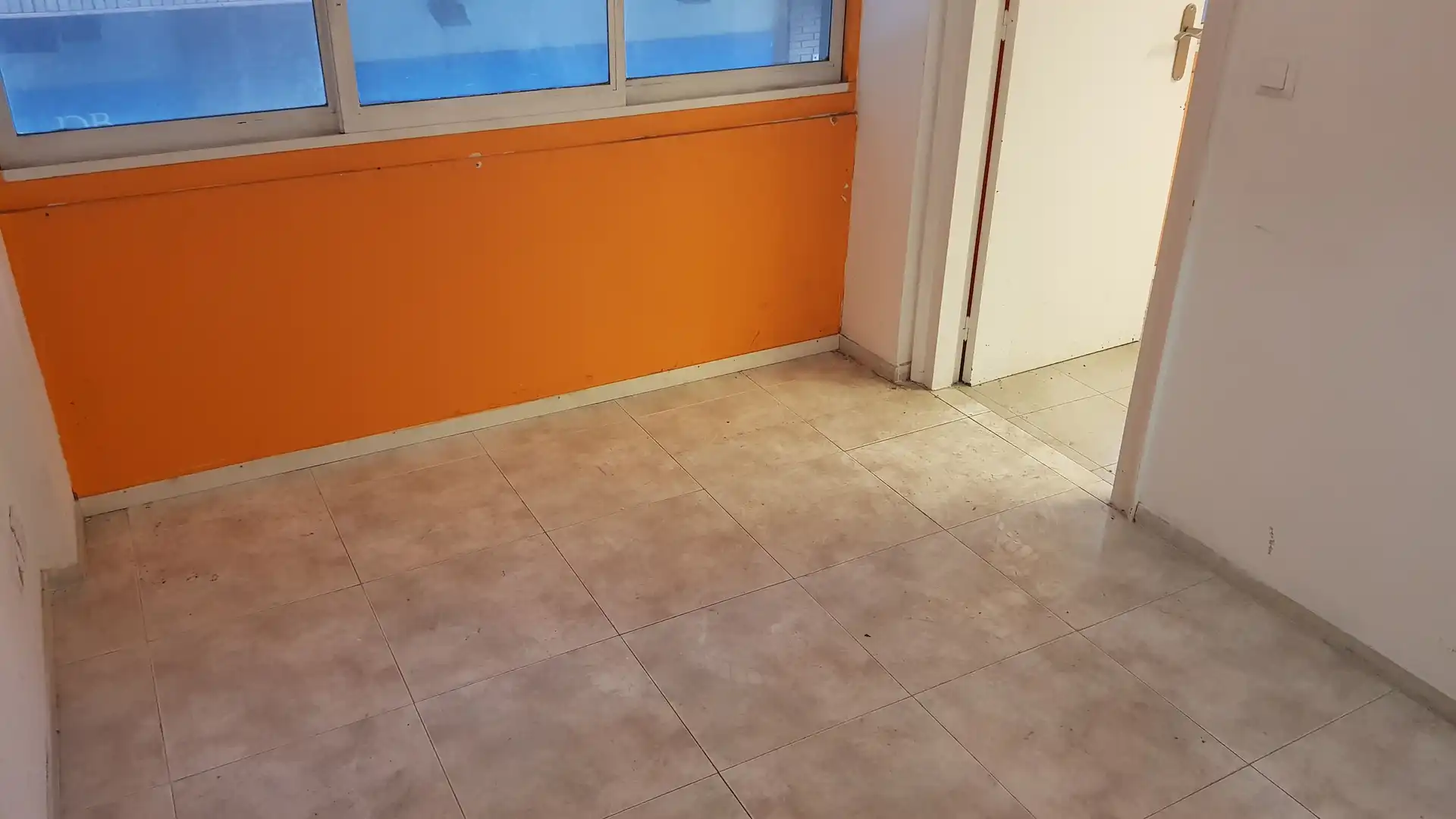 Oficina en venta en Girona con Aire acondicionado