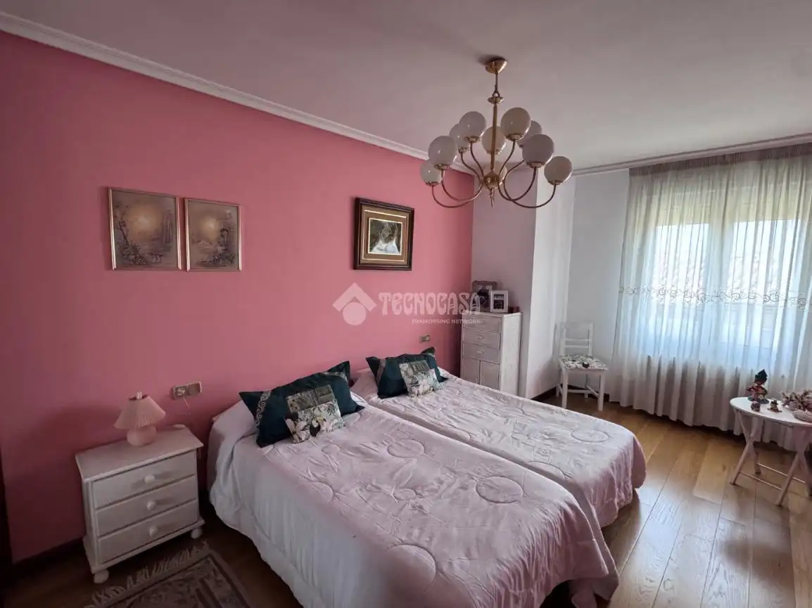 Schlafzimmer von Gebäude zum Verkauf in Villaquilambre