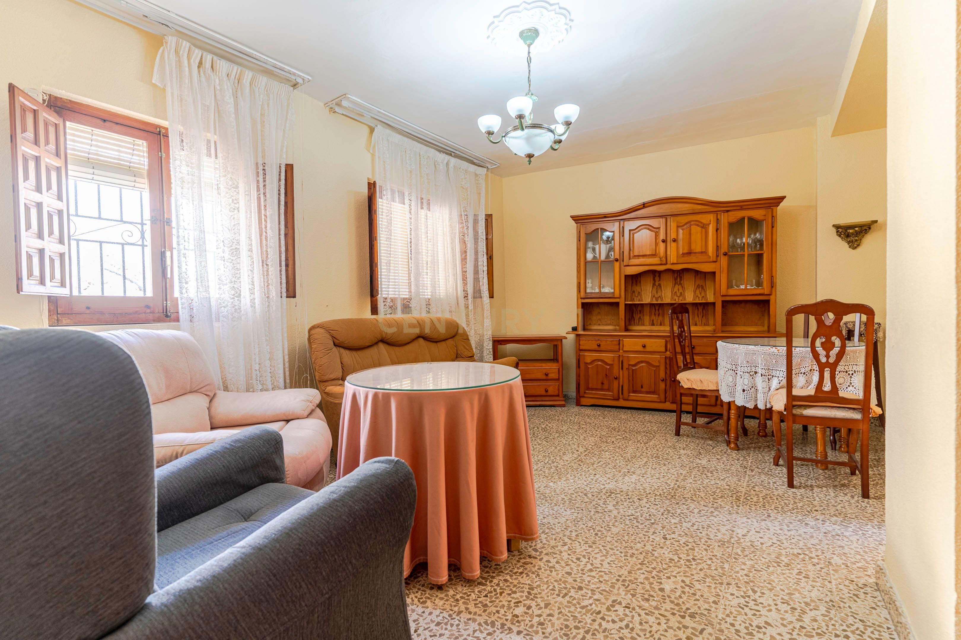 Sala d'estar de Casa o xalet en venda en Salobreña amb Balcó