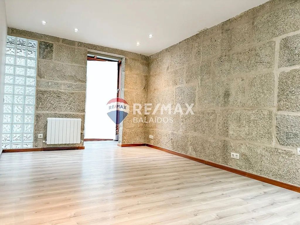 Piso en venta en Vigo  con Calefacción y Trastero