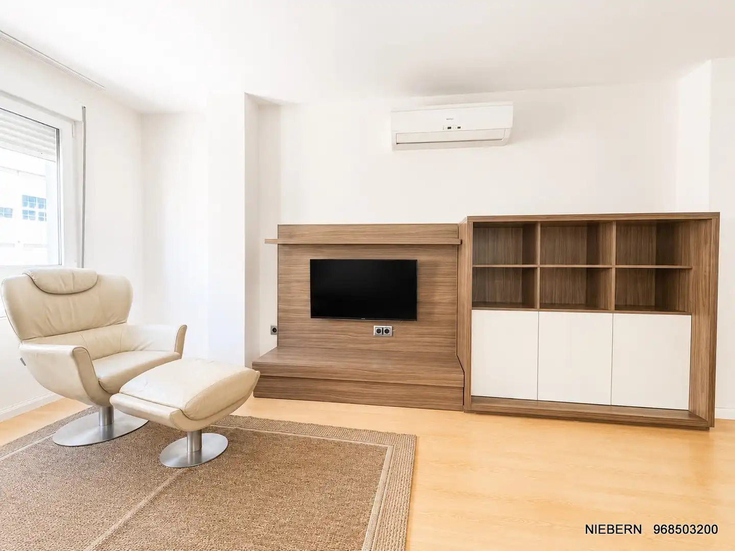 Sala de estar de Piso de alquiler en Cartagena con Aire acondicionado, Parquet y Amueblado