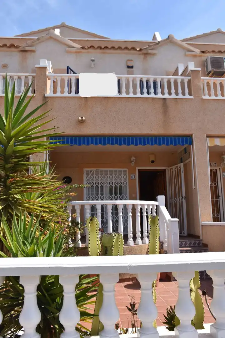 Jardín de Dúplex en venta en Orihuela con Terraza, Piscina y Amueblado