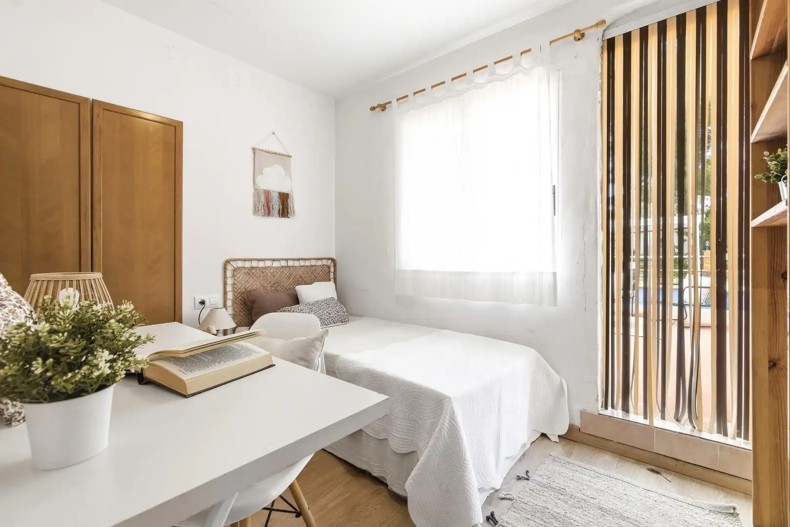 Dormitori de Casa o xalet en venda en Mogente / Moixent amb Jardí privat, Terrassa i Traster