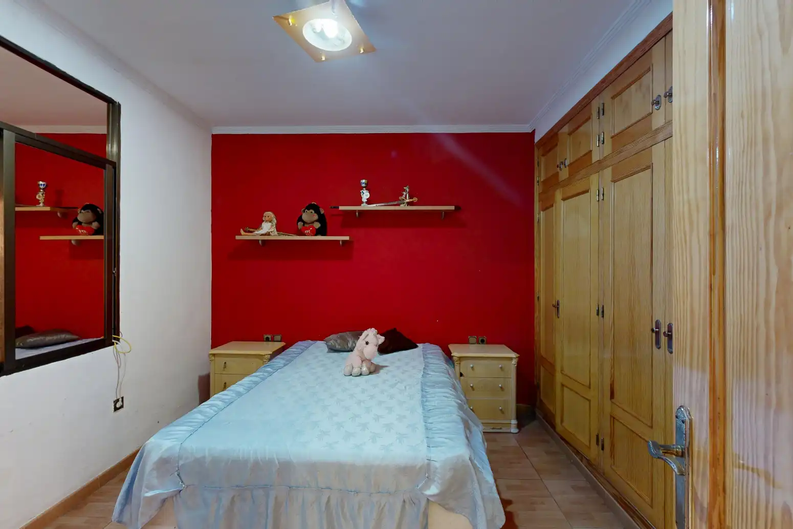 Dormitori de Casa adosada en venda en Cartagena amb Aire condicionat i Jardí privat