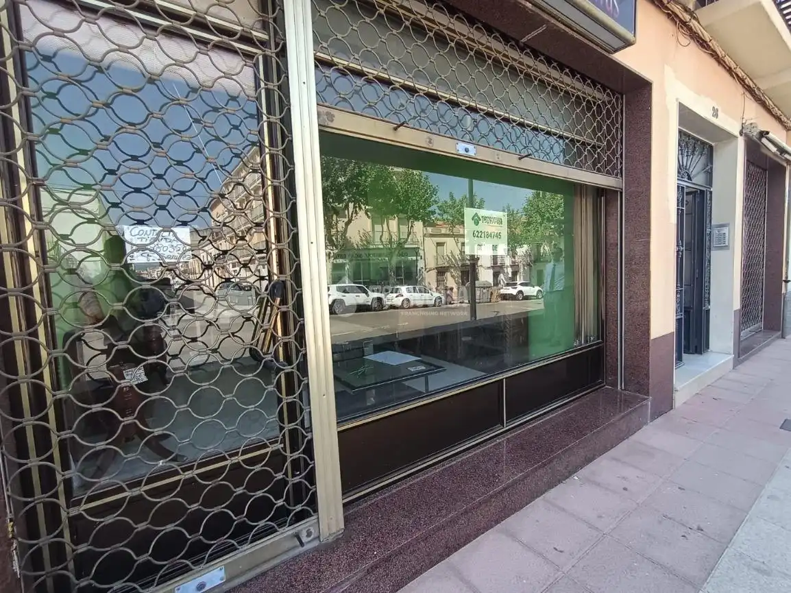 Local comercial en venda a La Carolina, imagen 2