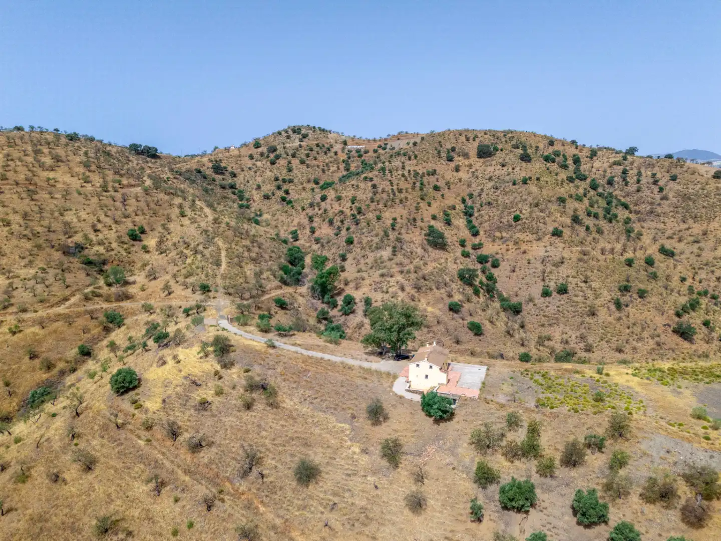 Finca rústica en venda en Casabermeja amb Jardí privat, Moblat i Forn