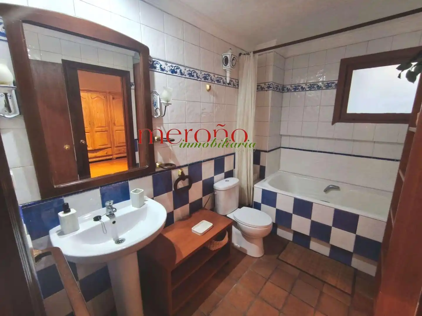 Bathroom of Flat for rent in Elche ciudad