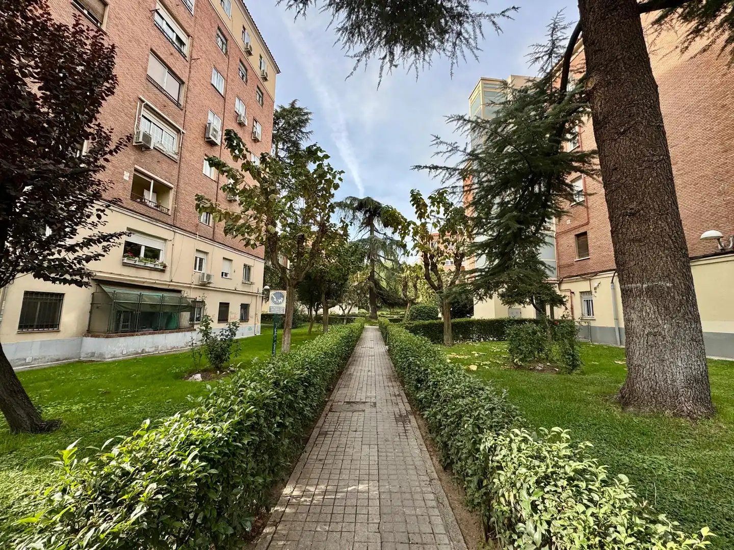 Exterior view of Flat for sale in Madrid  with Air Conditioner, Heating and Terrace