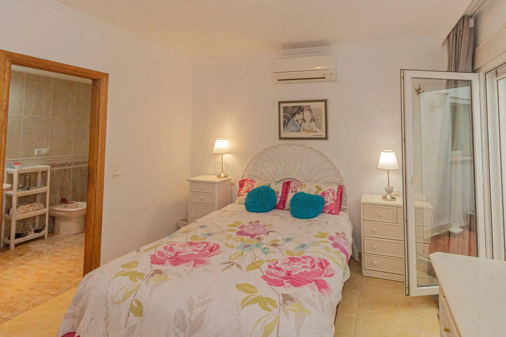Habitación de Apartamento en venta en Calpe / Calp con Aire acondicionado, Trastero y Piscina comunitaria