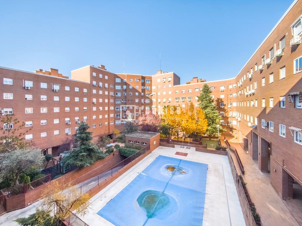 Vista exterior de Pis de lloguer en Alcorcón amb Aire condicionat, Calefacció i Parquet