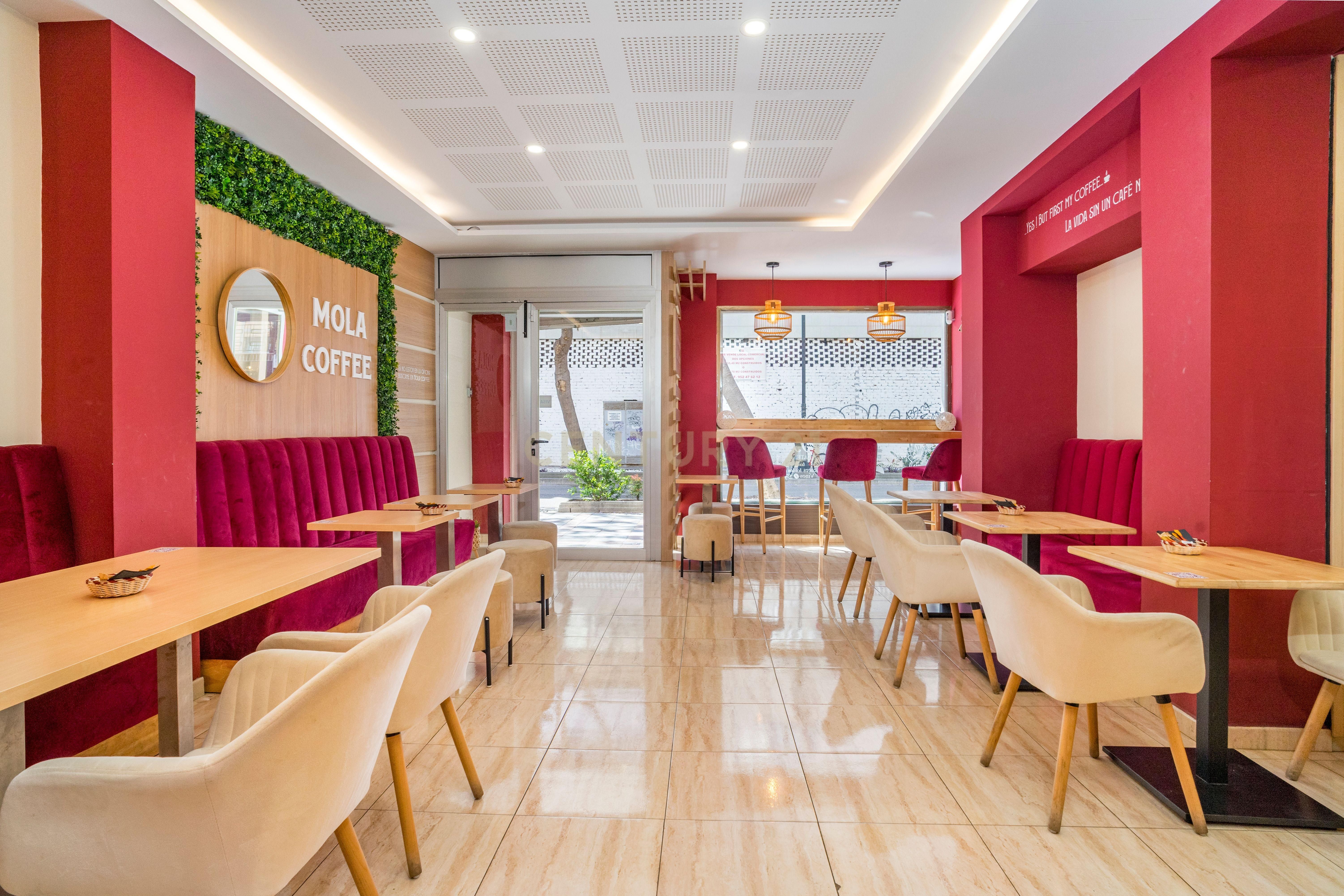 Premises to transfer in Fuengirola  with Air Conditioner