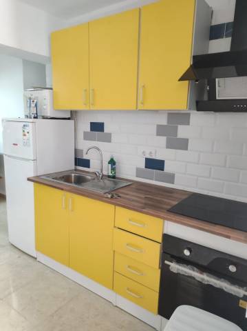 Piso en Alquiler en Los Ángeles - Cruz de Caravaca