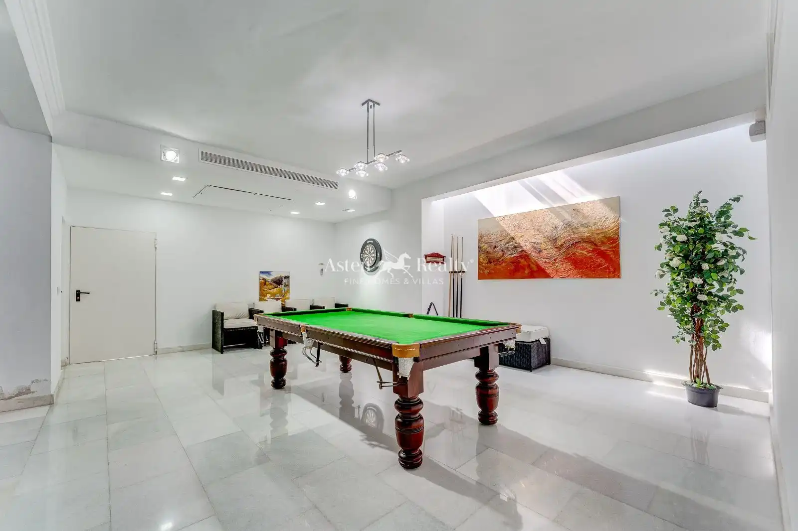 House with pool for sale in Londres, imagen 50