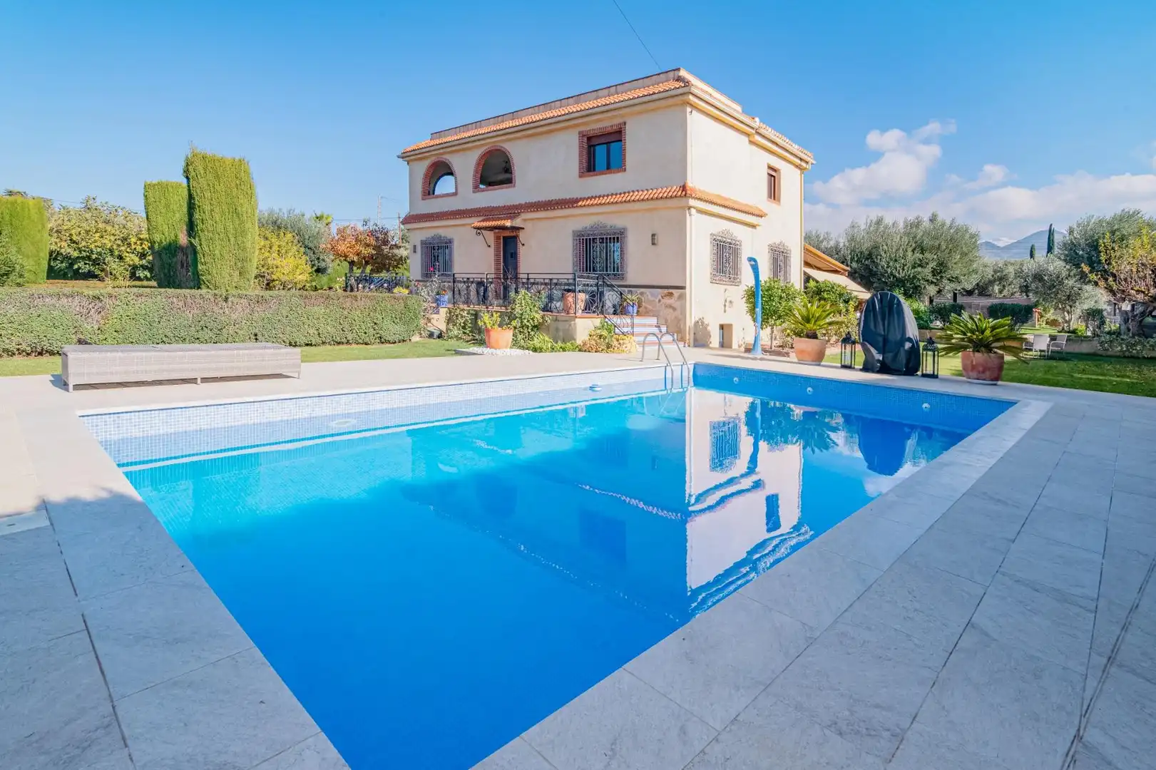 Chalet en venta en Gójar