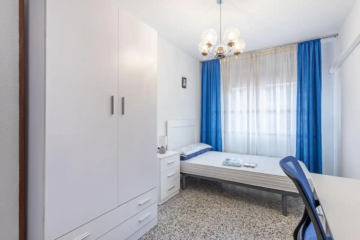 Flat with terrace to rent in Chana, imagen 13