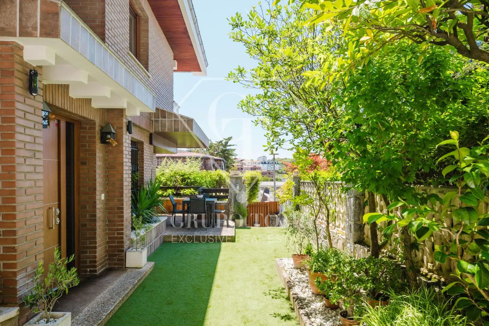 Jardín de Casa adosada en venta en Donostia - San Sebastián  con Calefacción, Jardín privado y Terraza