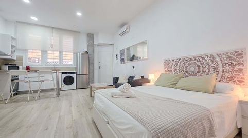 Foto 3 de Estudio en venta en Calle Vázquez Claver, 8, Girón - Las Delicias, Málaga Capital