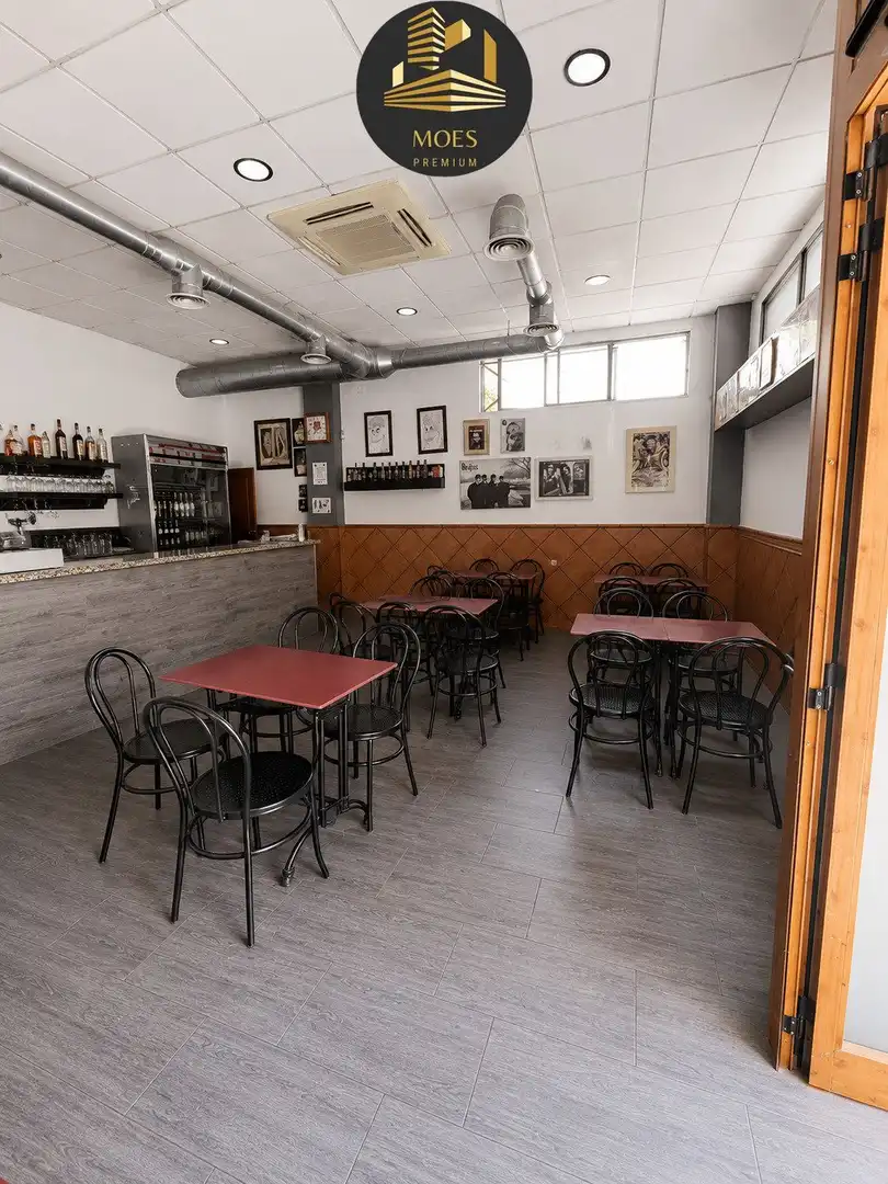 Geschaftsraum zum Verkauf in Jaén