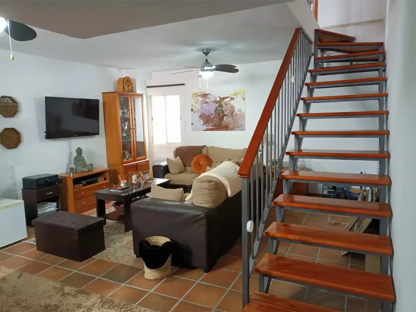 Sala d'estar de Casa adosada en venda en Sotogrande amb Aire condicionat i Terrassa