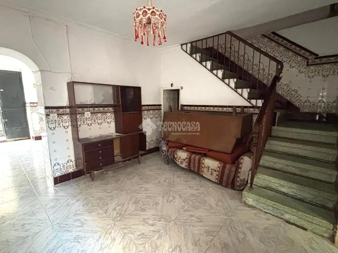 Wohnzimmer von Einfamilien-Reihenhaus zum Verkauf in Jódar mit Abstellraum und Balkon