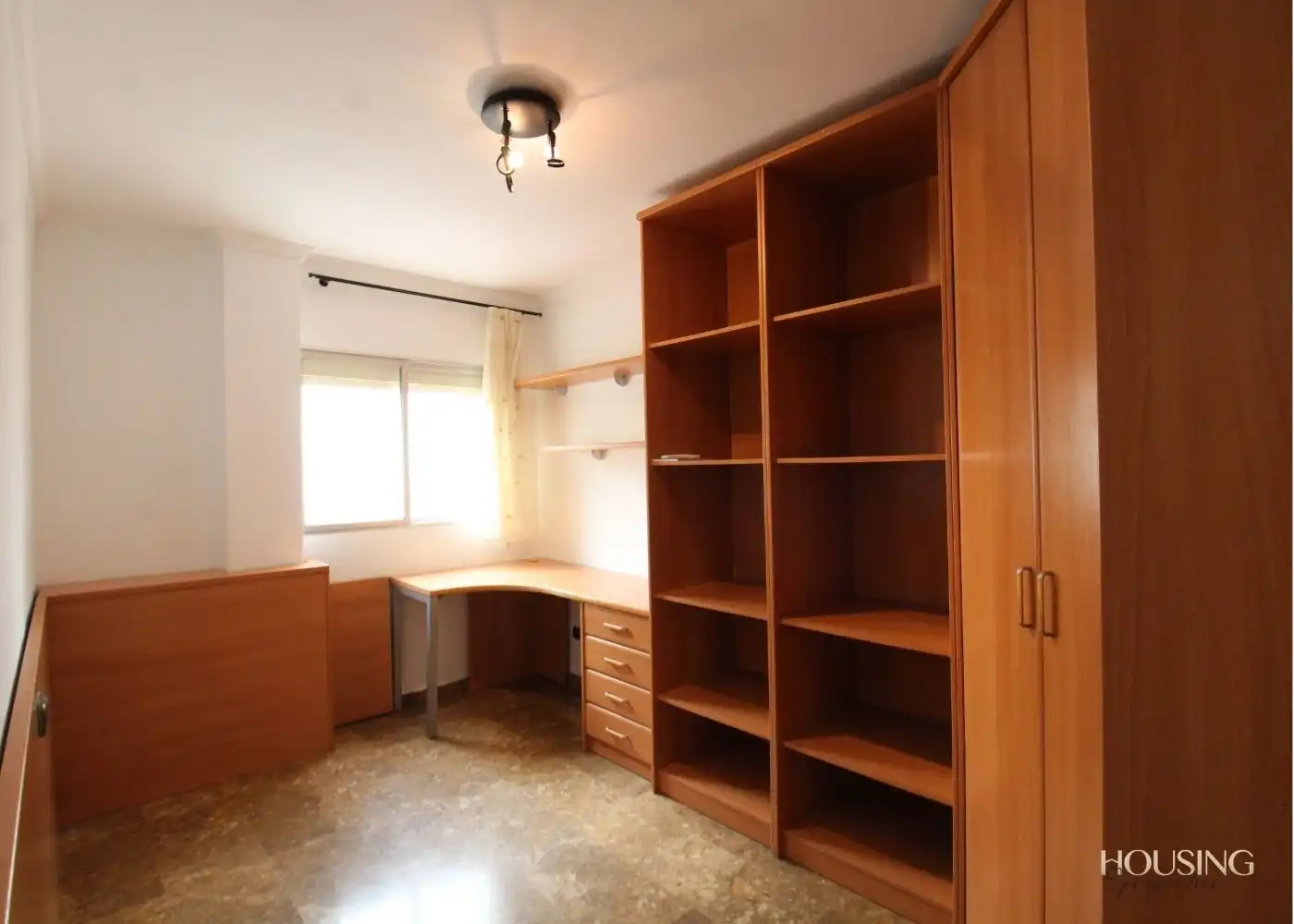 Schlafzimmer von Wohnung zur Miete in  Palma de Mallorca mit Klimaanlage und Balkon