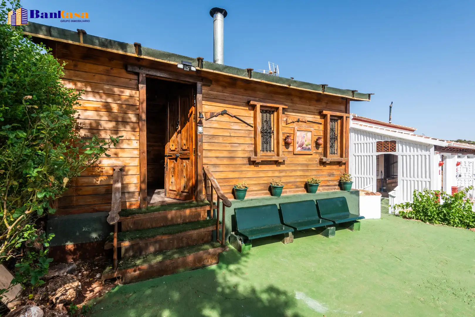 Vista exterior de Finca rústica en venta en Antequera con Jardín privado, Piscina y Amueblado