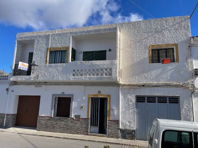 Casa-chalet en Venta en Calle Alpujarra, 12 en Padules