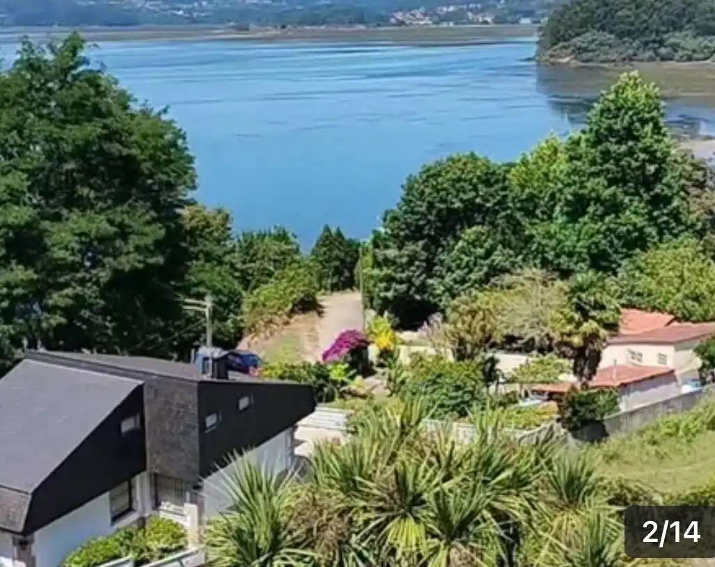 Immobles singulars amb ascensor en venda a Camiño do Souto 9