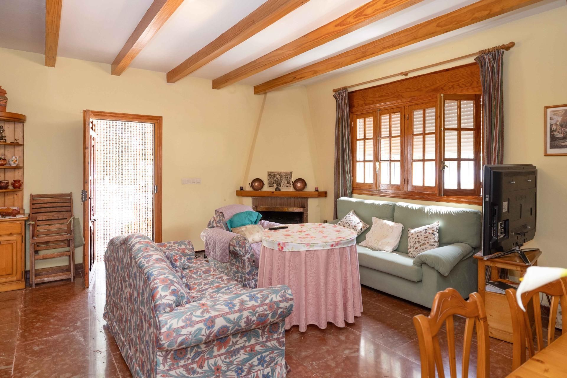 Sala de estar de Casa o chalet en venta en Almogía con Jardín privado, Terraza y Trastero