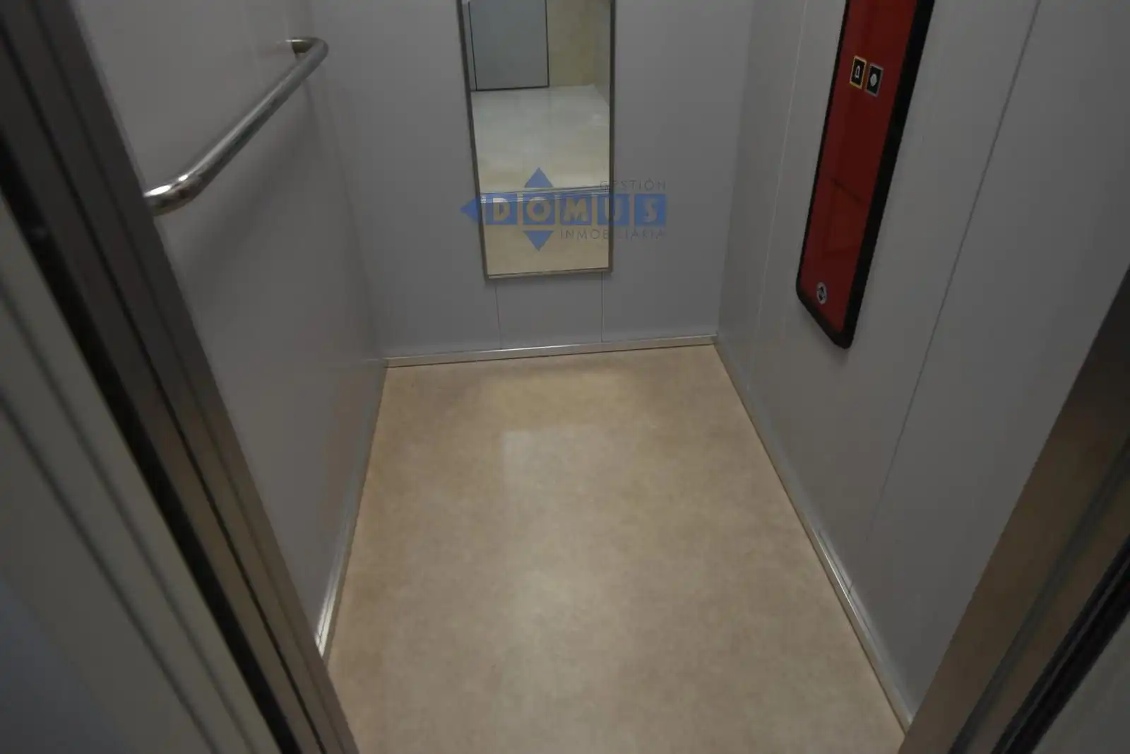 Flat for rent in Ronda  with Air Conditioner and Terrace