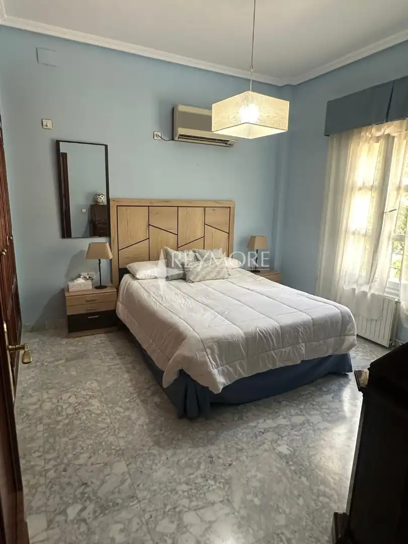 Houses for sale in Poniente-Norte - Miralbaida - Parque Azahara
