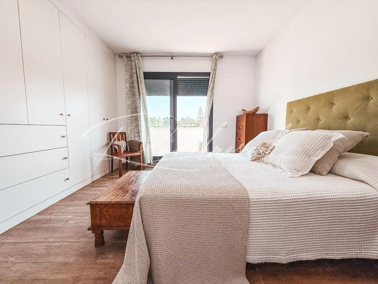 Habitación de Casa adosada en venta en Cambrils con Calefacción, Jardín privado y Terraza