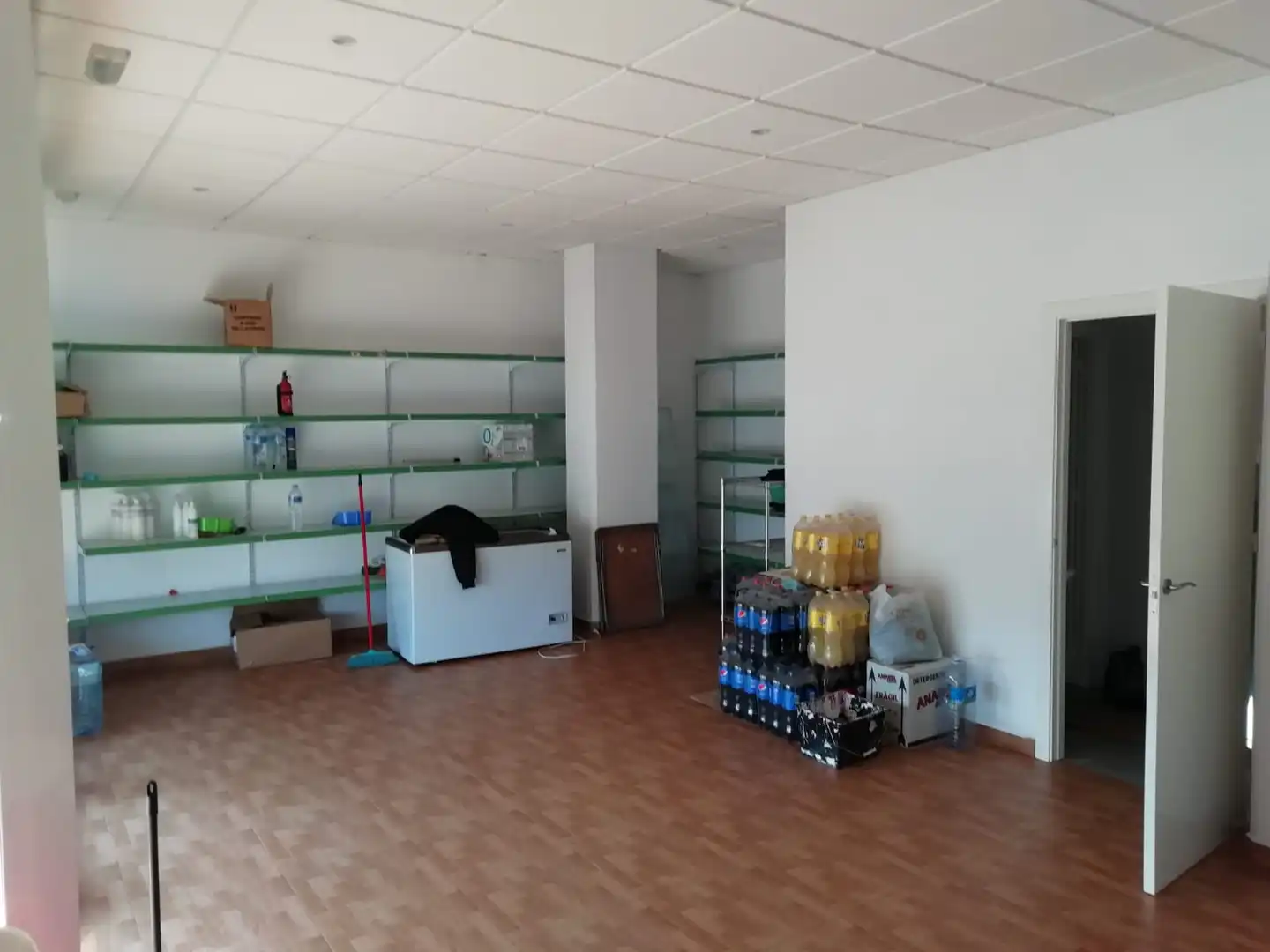 Local commercial à vendre à Carrer Riu Llobregat