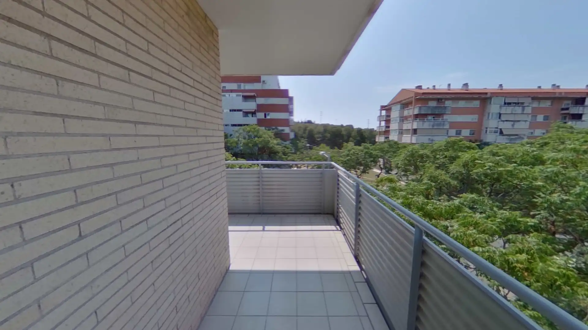 Terrasse von Wohnung zum Verkauf in  Tarragona Capital mit Heizung, Abstellraum und Schwimmbad