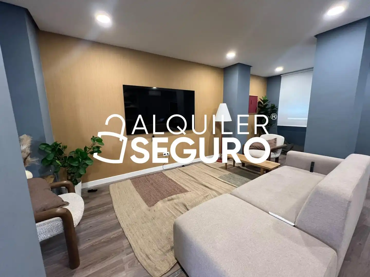 Living room of Flat for rent in Fuencarral - El Pardo
